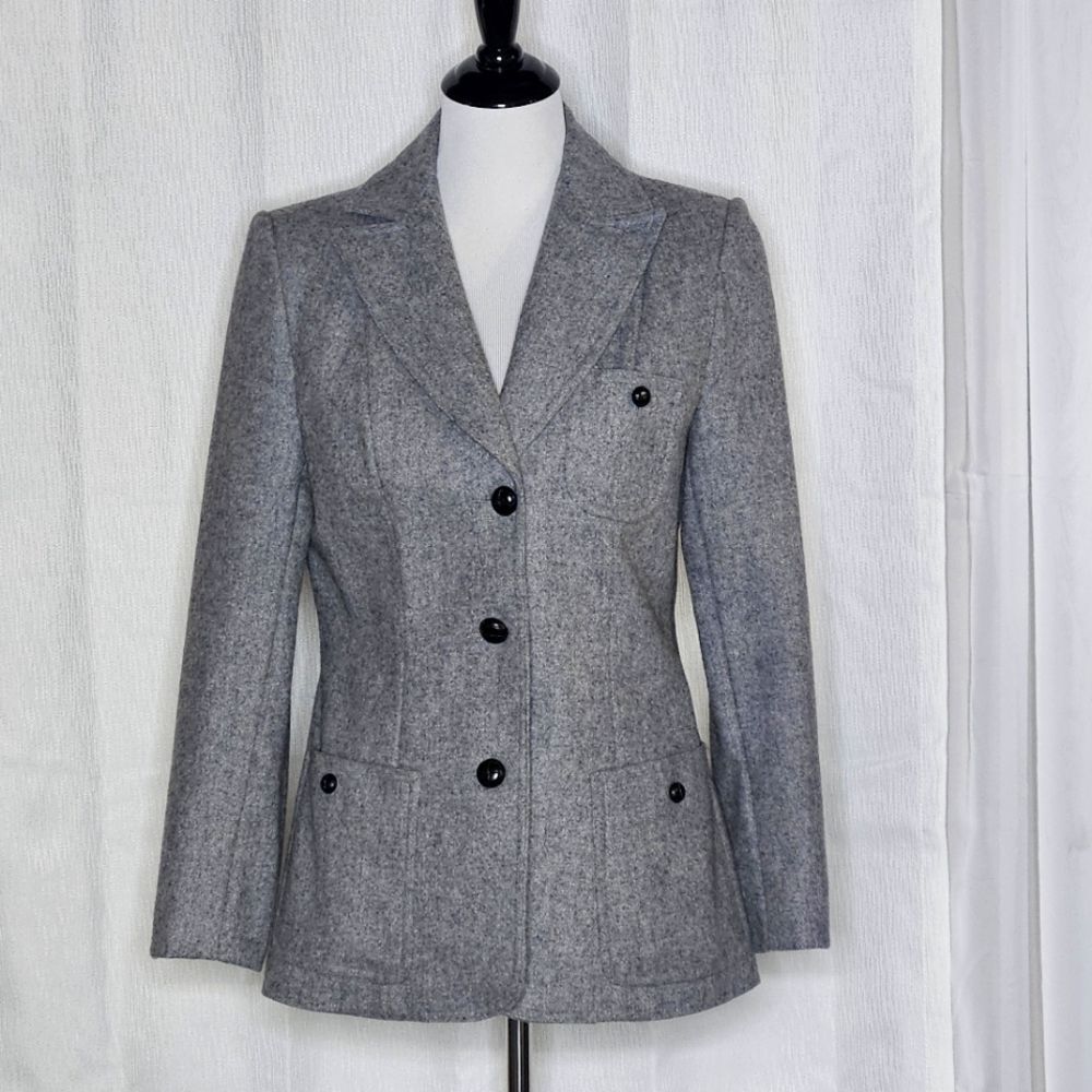 Peruvian Wool Heather Gray Knot Button Front Lined Pockets V-Neckline Blazer